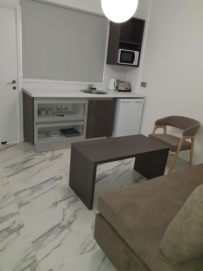 Les Palmiers Petrou Apartments Larnaca Bagian luar foto
